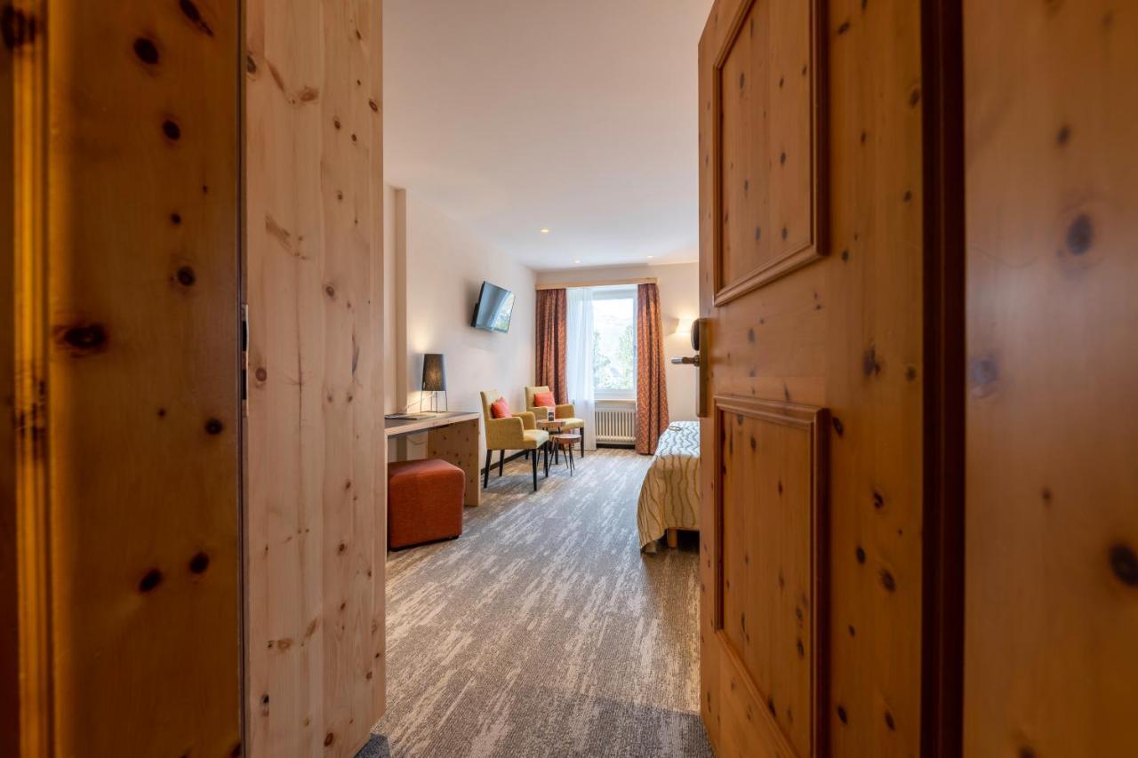 Hotel Sporthotel Pontresina 3*